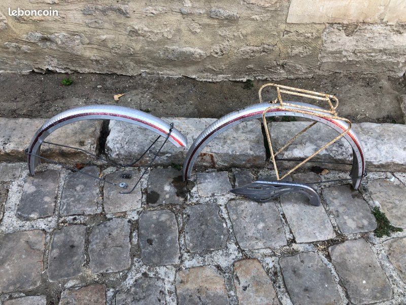 Garde-boue De Vélo Vintage - Fabrication Française - Argenté - État D'occasion