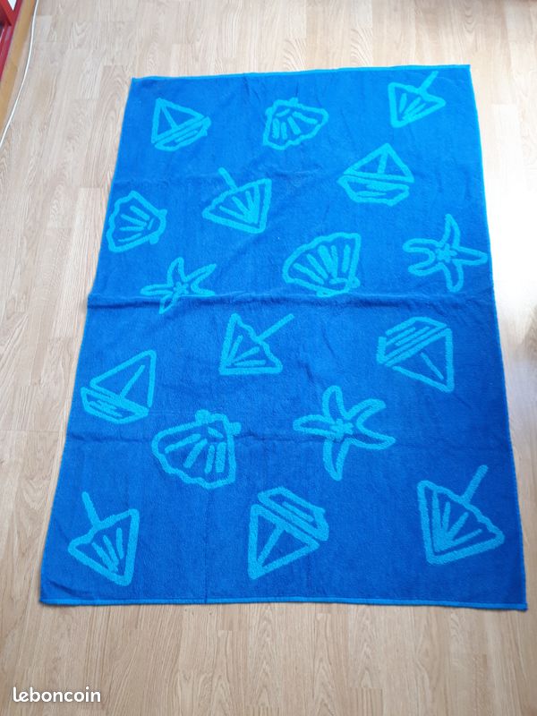 Serviette de bain NEUVE (image 1)