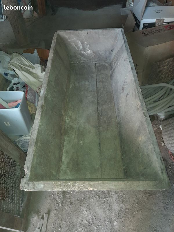 Grande maie ancienne (image 1)