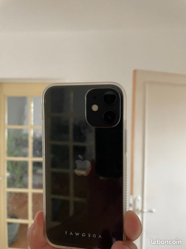 IPhone 12 mini (image 1)