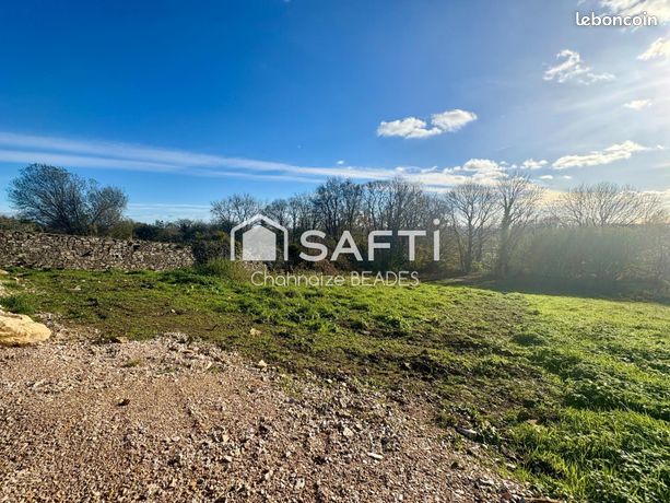 Terrain 1052 m² BRIX