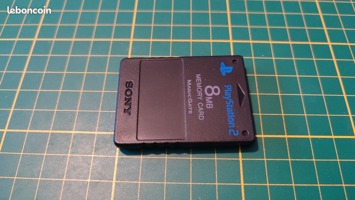 Carte Mémoire Sony PS2 Officielle – 8MB – Modèle SCPH-10020 – Occasion