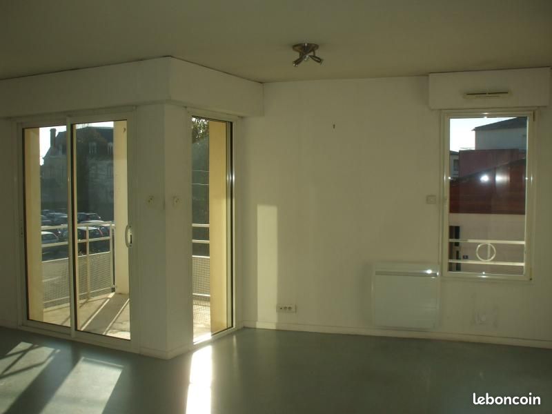 Appartement 3 pièces 68 m² · à Les Herbiers · 68 m² · 680 €