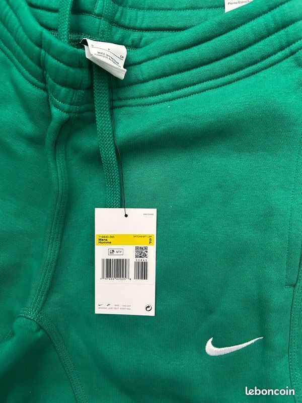 Bas de jogging Nike neuf (image 2)