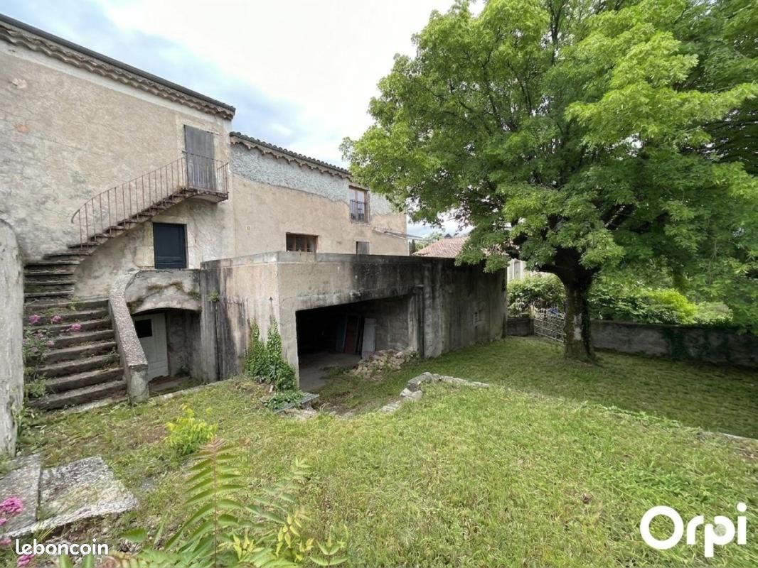 Maison 6 pièces 137 m² (image 1)