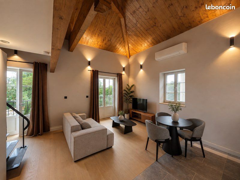 Maison 2 pièces 42 m² · à Saint-Genis-Laval · 42 m² · 1 050 €/mois