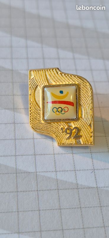 Badge collector vintage JO Barcelone 1992 - Collection