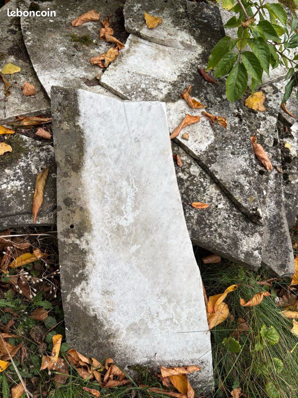 Chute de marbre blanc (image 1)