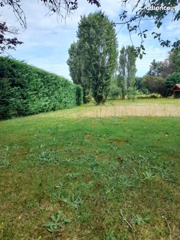Terrain 416 m² · à Périssac · 57 300 €