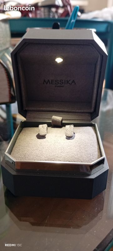 Boîte à Bijoux Vide Messika - Avec Pochette Et écrin - Neuf (sans Emballage D'origine)