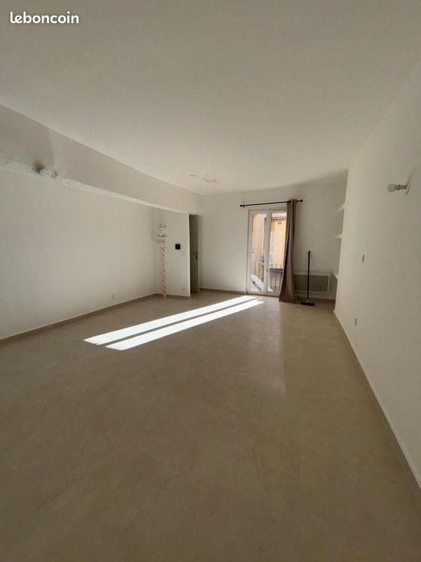 Appartement 1 pièce 35 m² · à Carpentras · 35 m² · 510 €/mois