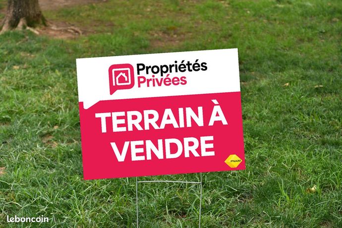 Terrain 445 m² Leaz