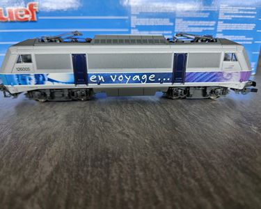 Jouef hj2014 bb126005 En Voyage sncf HO 1/87