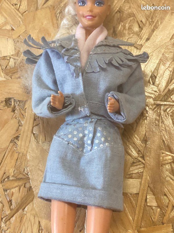 Tenue Barbie Vintage - Ensemble D'occasion Pour Poupée