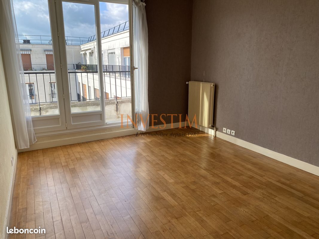 Appartement 1 pièce 28 m² · à Blois · 28 m² · 74 900 €