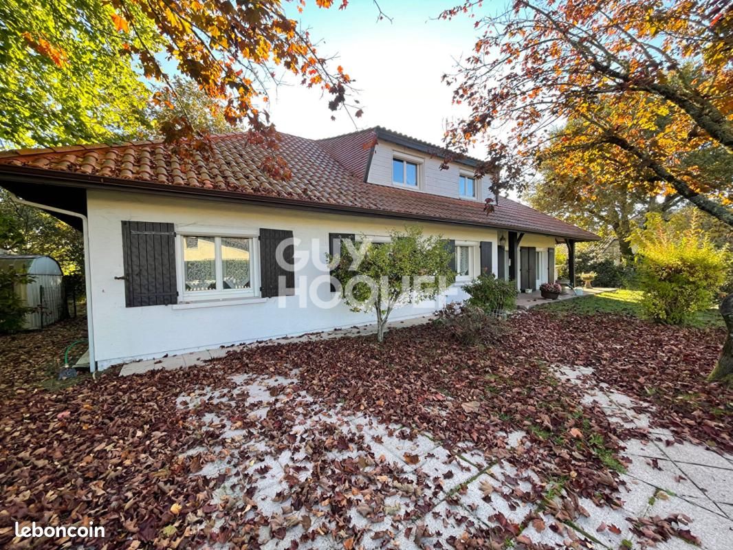 Maison 9 pièces 199 m² · à Parentis-en-Born · 199 m² · 340 000 €