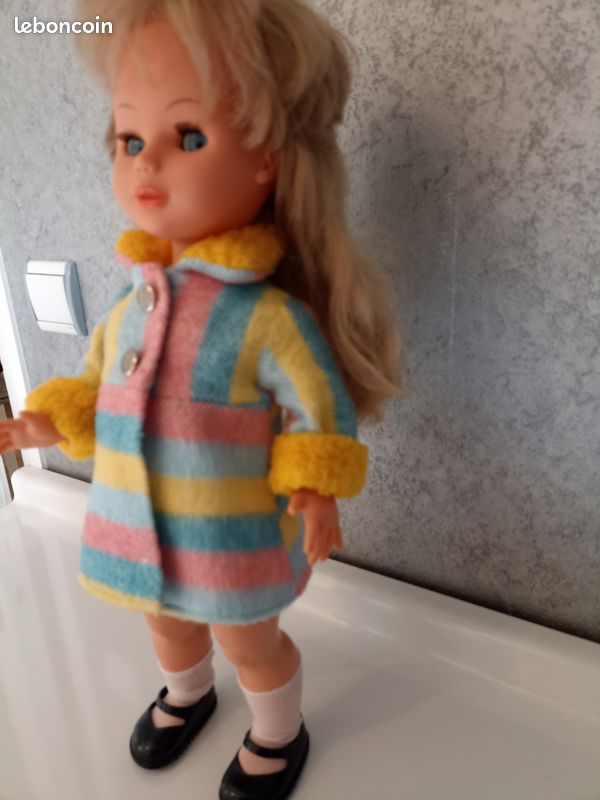 Poupée Bella (image 3)