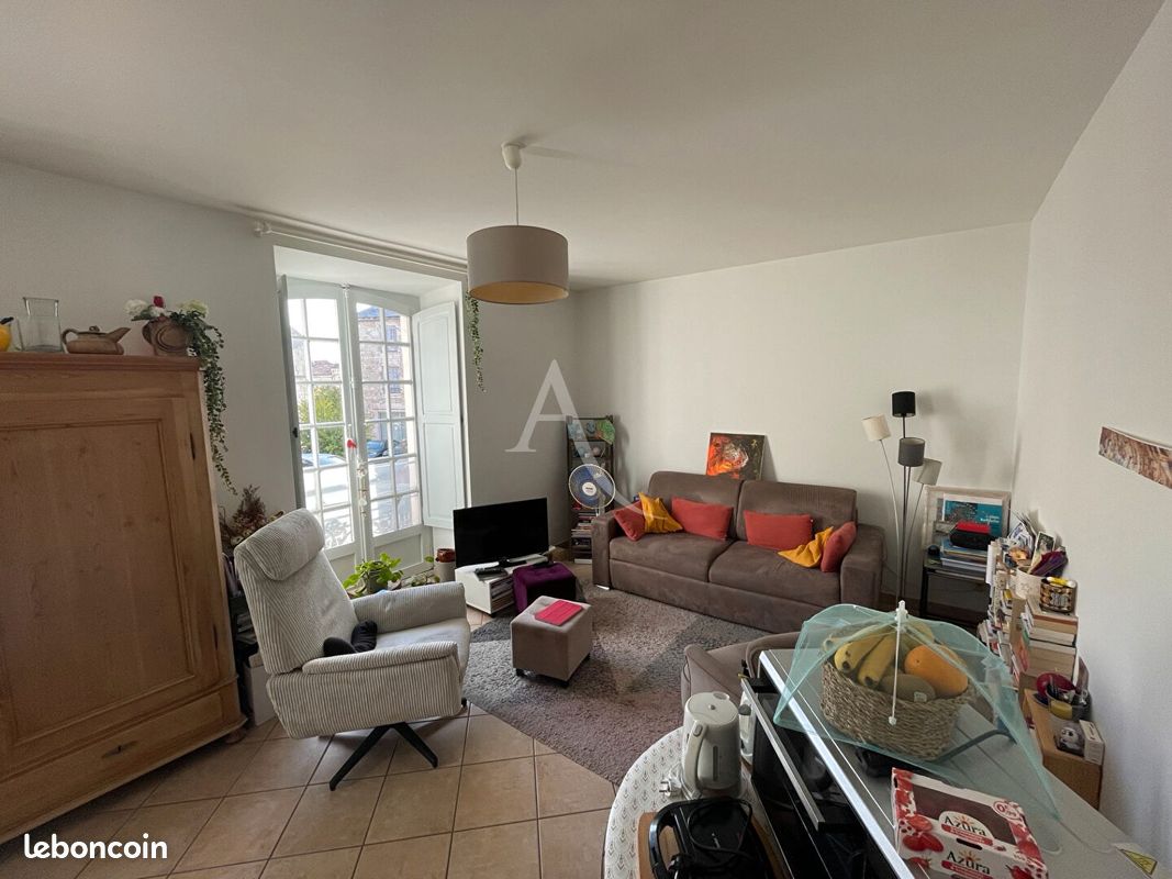 Appartement 2 pièces 35 m² · à Fontenay-le-Comte · 35 m² · 480 €/mois