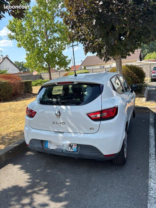 Renault clio 4 ( DEUX PLACES ) (image 2)