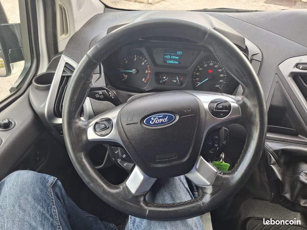 Ford TRANSIT CUSTOM FG 290 L1H1 2.2 TDCI 125CH LIMITED (image 16)