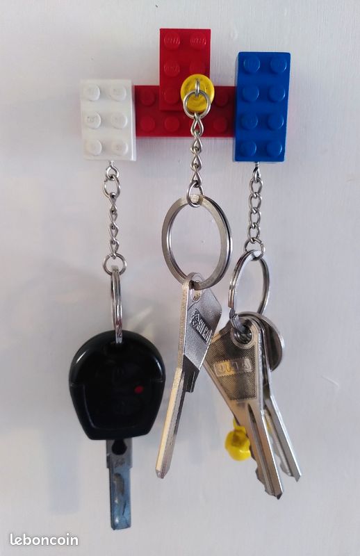 Porte-clés brique Lego rouge (image 3)