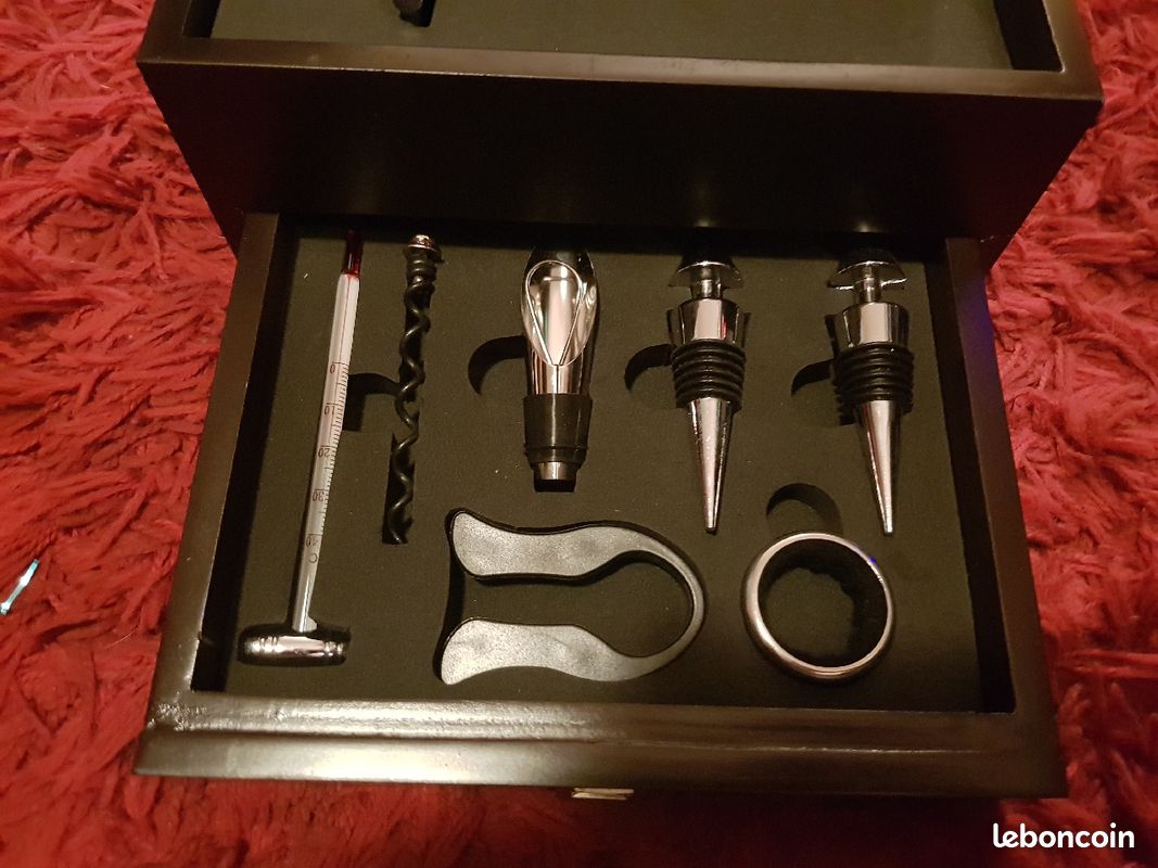 Coffret accessoires de vin (image 2)