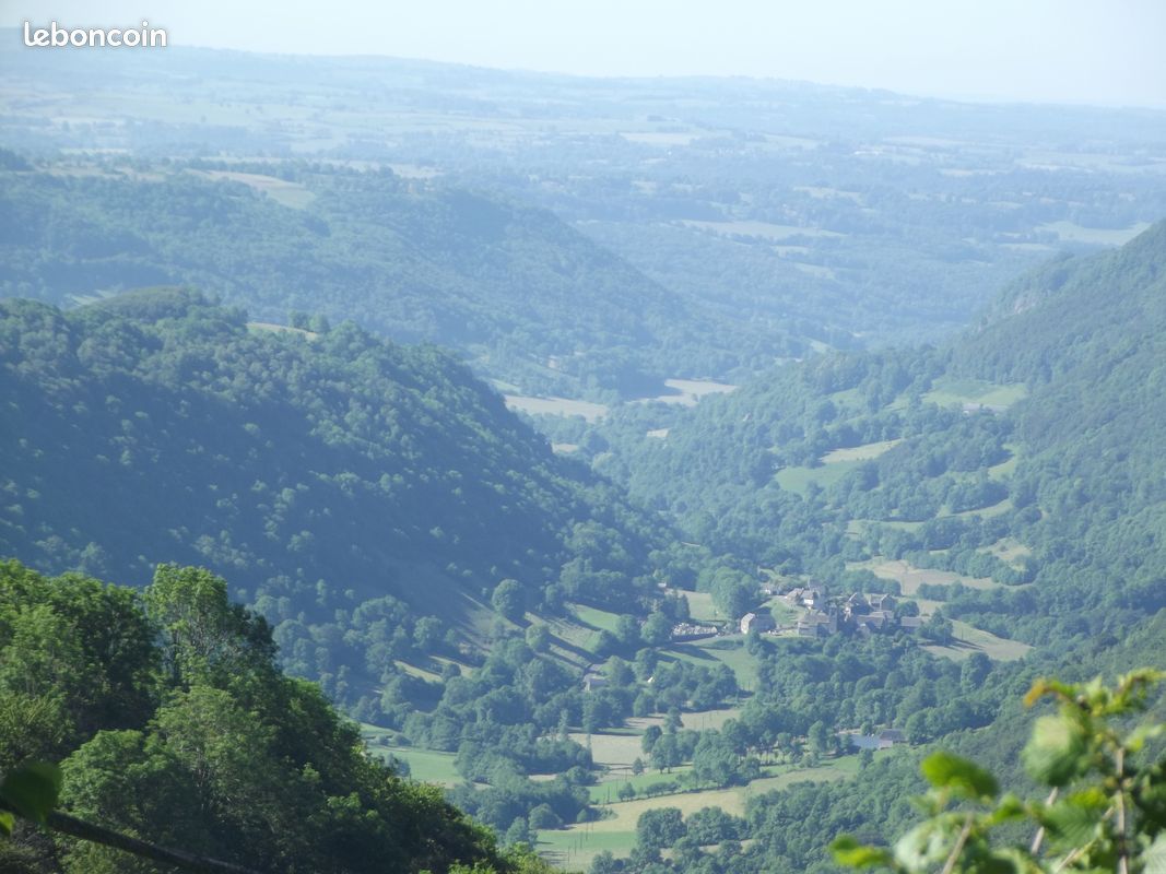 Vacances 2 personnes CANTAL proche Aurillac (image 10)
