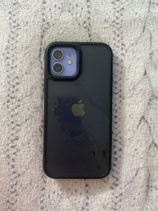IPhone 12 (image 2)