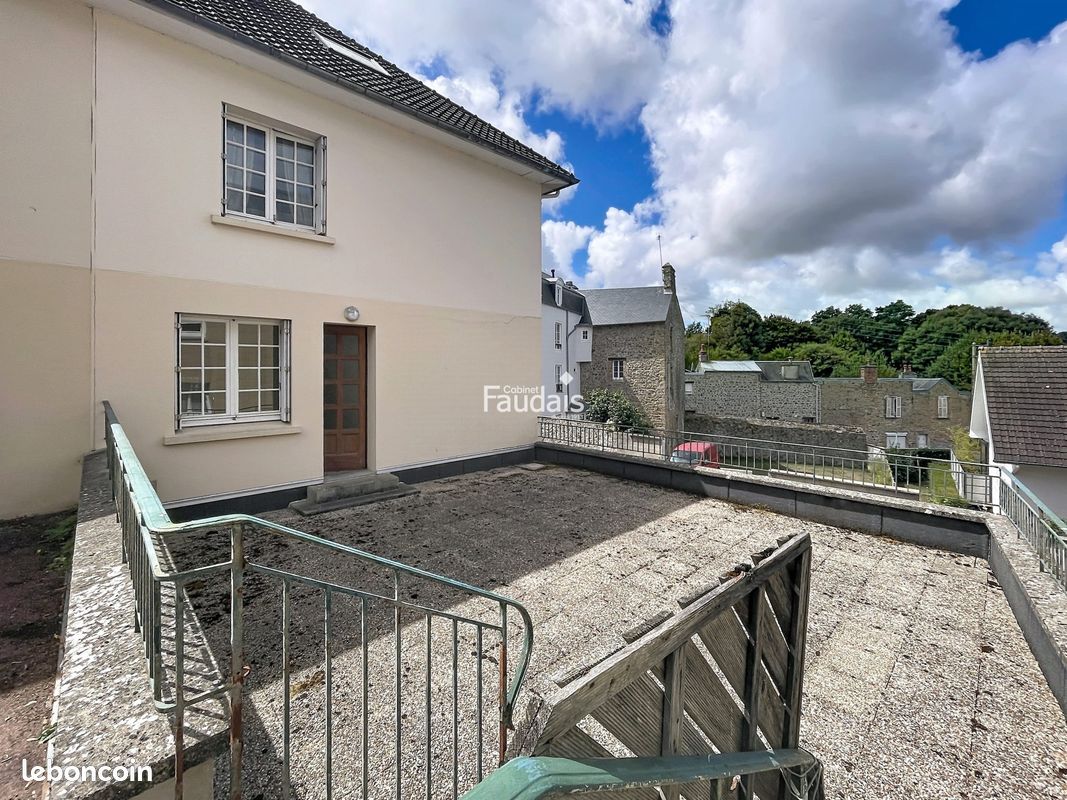 Appartement 4 pièces 63 m² · à Coutances · 63 m² · 89 000 €