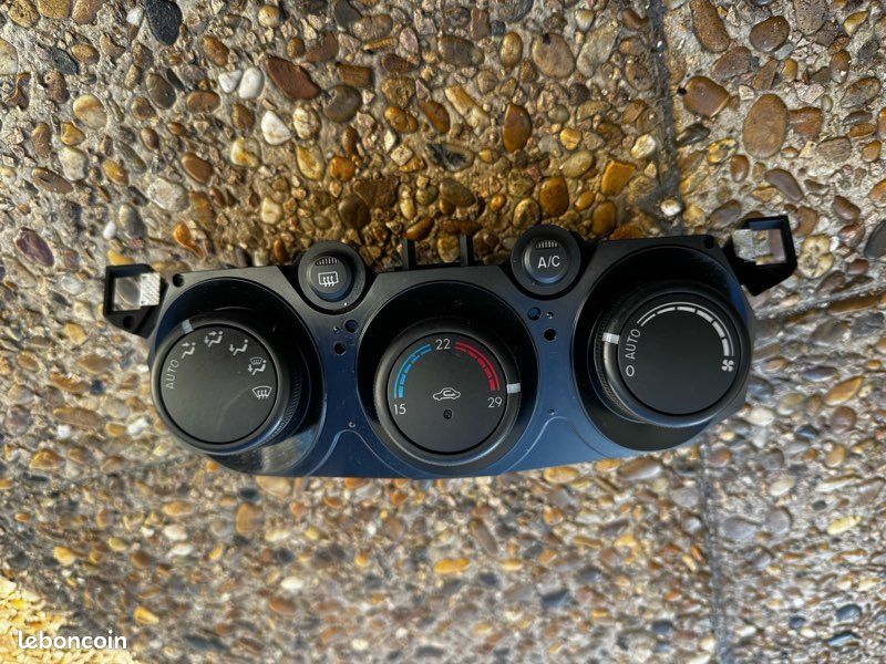 Commande de chauffage climatisation pour Mazda 2 II 2008 (image 2)