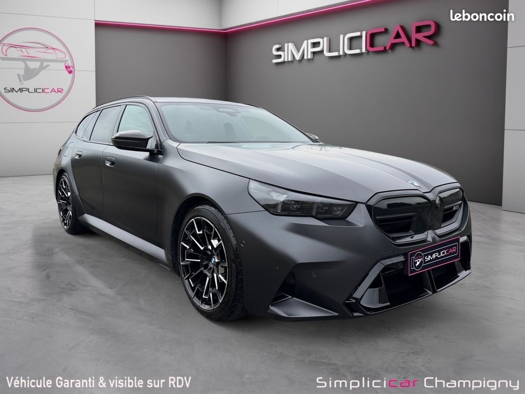 BMW M5 Touring M5 xDrive 4.4 V8 727 cv Plug in Hybrid Steptronic8 (image 1)