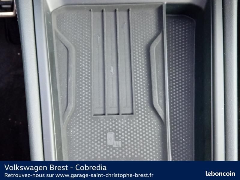 Volkswagen T-Roc 1.5 eTSI 150ch R-Line DSG7 (image 20)