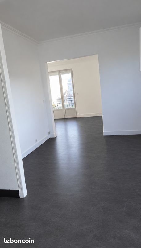 Maison 8 pièces 160 m² · à Cahors · 160 m² · 930 €/mois