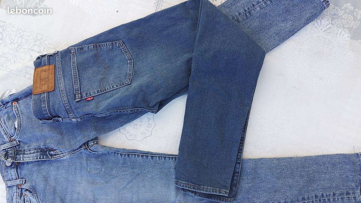 Lot 2 jeans levi's homme modèle W28L32 (image 2)