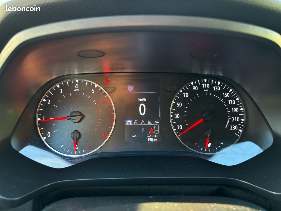 RENAULT CAPTUR TCe 90CH Zen GPS Caméra Radar Av Ar Garantie 12 mois (image 14)