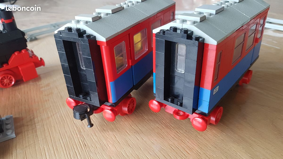 LEGO 7715 - train "Push-Along Passenger Steam Train" 1985 (image 7)
