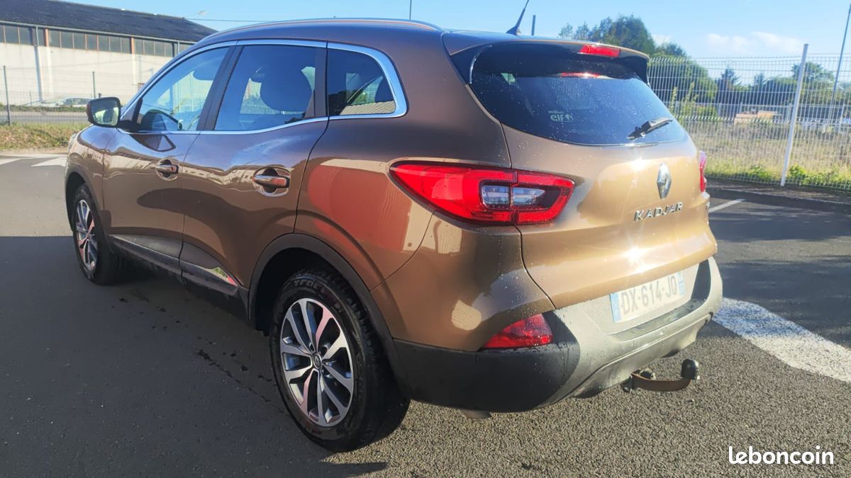 RENAULT Kadjar BUSSINESS 155000KM ANNEE 2015 DIESEL 1.5 L DCi eco2 FWD 110CV (image 2)
