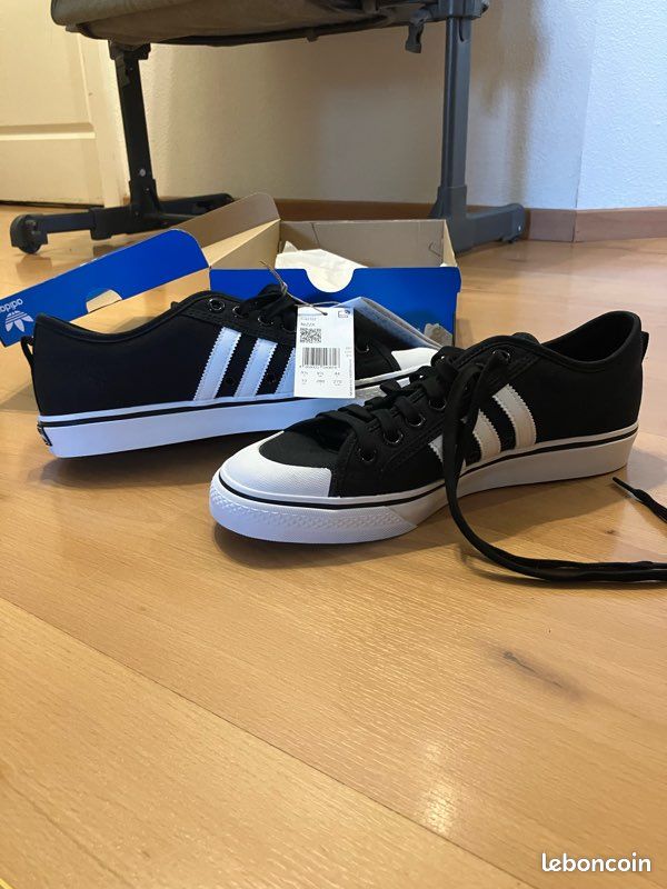 Chaussures Adidas Chaussures