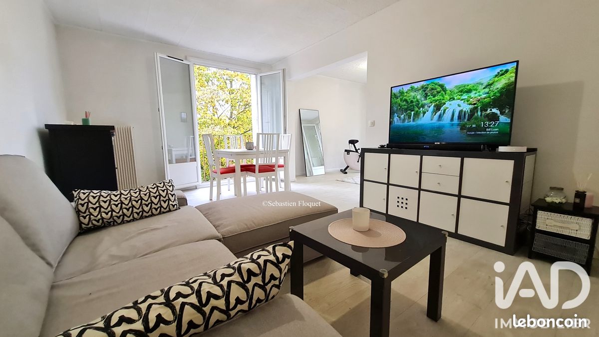 Appartement 5 pièces 90 m² · à Neuville-aux-Bois · 90 m² · 102 000 €
