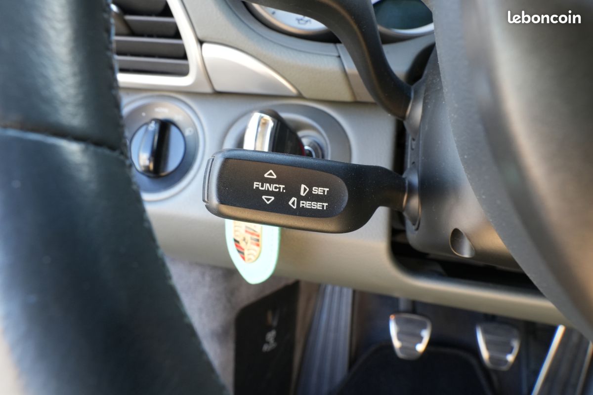 Porsche 911 (997) 3.8 355 carrera s (image 18)