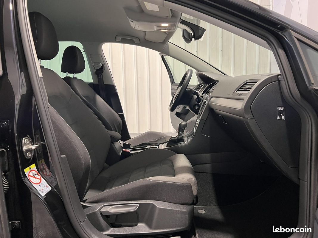 VOLKSWAGEN GOLF 1.6 TDI 115 FAP DSG7 Confortline (image 9)