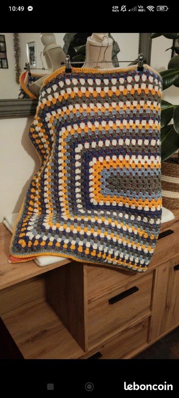 Couverture carrée grand-mère au crochet faite main, très confortable. couvre-lit vintage crocheté à la main - Canada