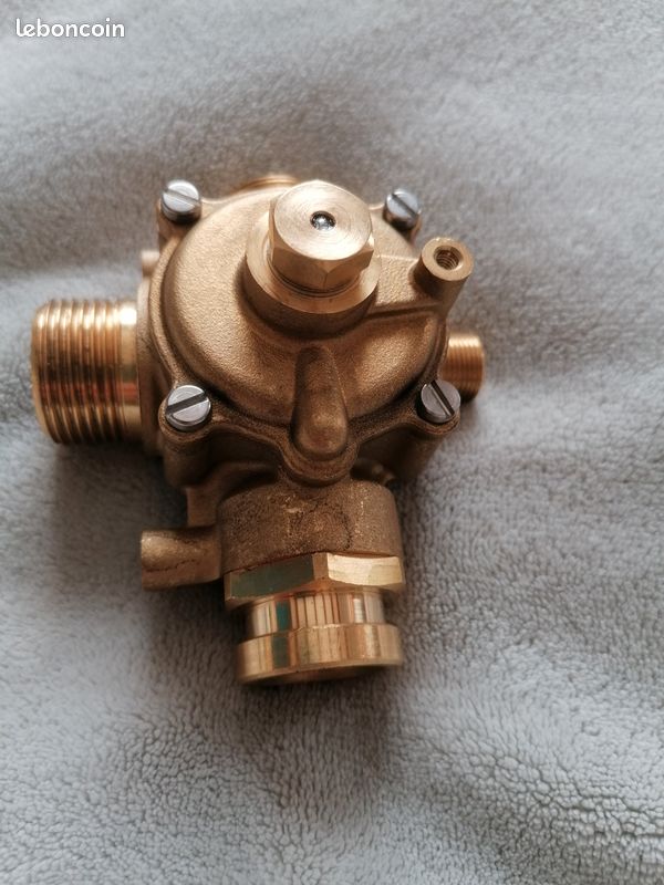 Groupe pressostat pompe Réf chappée JJJ005628230 rempl. SX5628230 (image 3)