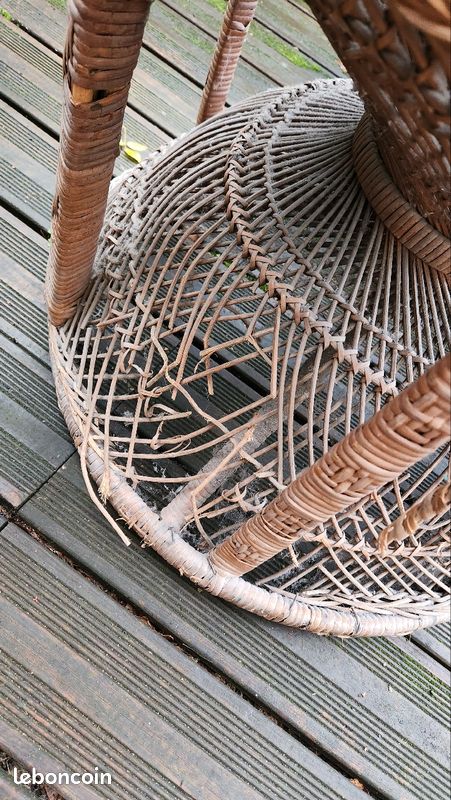 Fauteuil Emmanuelle ou Black Panthers (image 3)