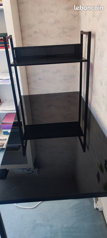 Bureau (image 2)