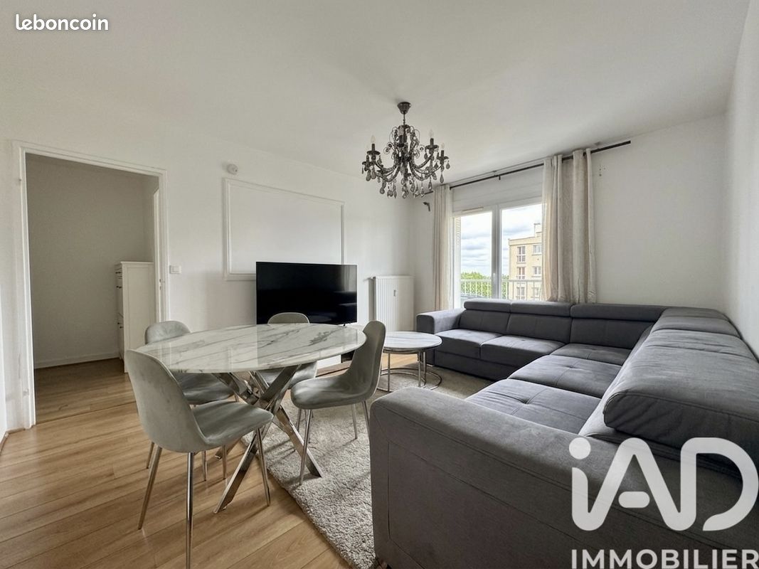 Appartement 2 pièces 43 m² · à Thiais · 43 m² · 150 000 €