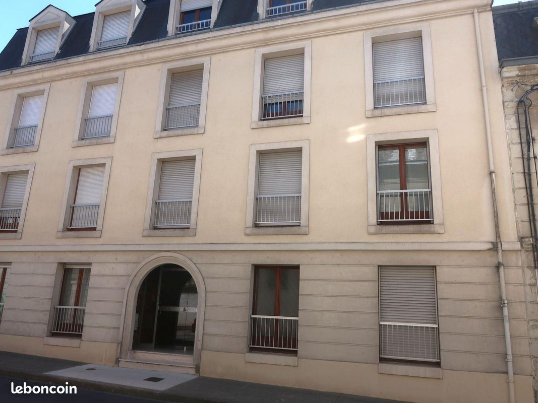 Appartement 1 pièce 29 m² · à Châtellerault · 29 m² · 34 000 €