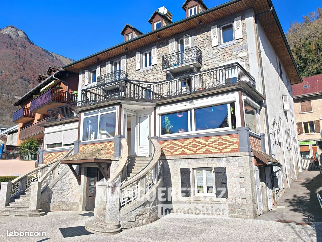 Immeuble 28 pièces 532 m² · à Taninges · 532 m² · 1 020 000 €