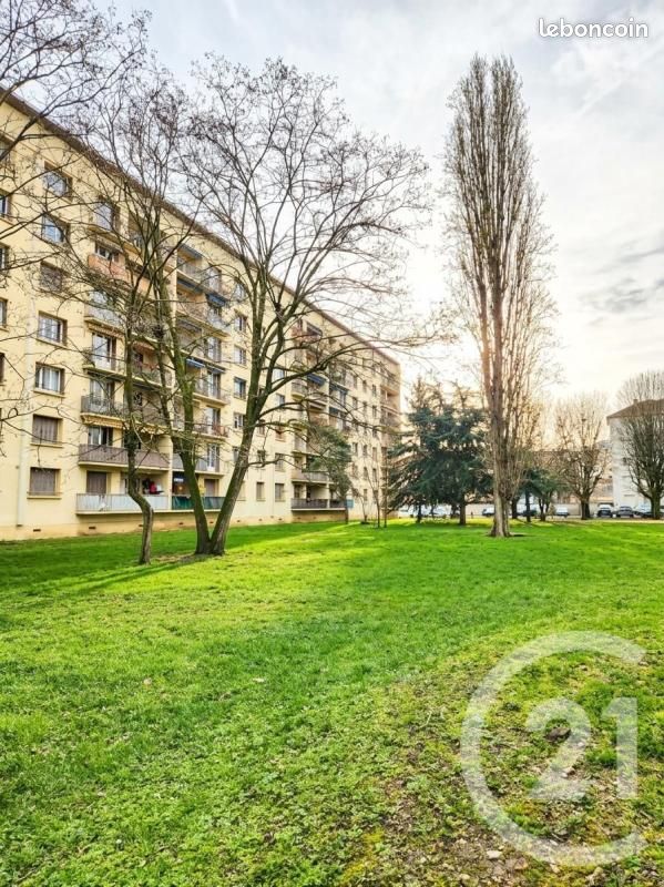 Appartement 4 pièces 70 m² · à Villeurbanne · 70 m² · 235 000 €