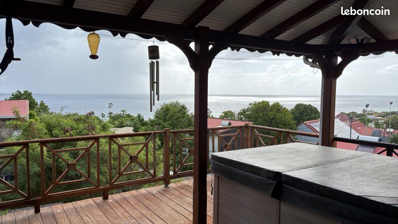 Maison 7 pièces 180 m² · à Basse-Terre · 180 m² · 435 000 €